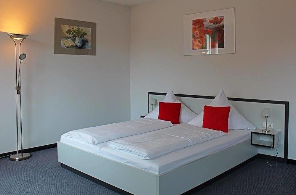 Hotel Zwischen Den Seen วาเริน ภายนอก รูปภาพ